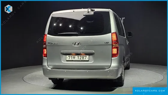 HYUNDAI STAREX 12-SEATER WAGON