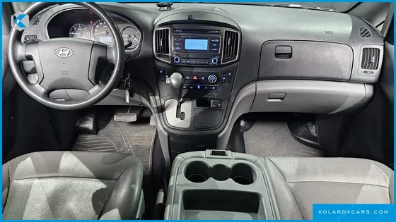 HYUNDAI STAREX 12-SEATER WAGON