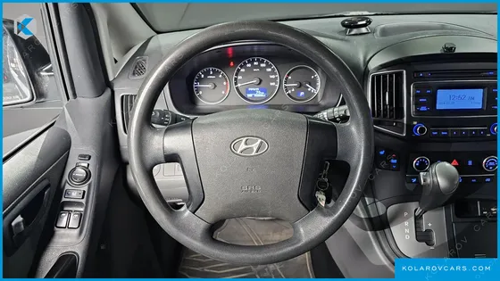 HYUNDAI STAREX 12-SEATER WAGON