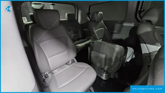 HYUNDAI STAREX 12-SEATER WAGON
