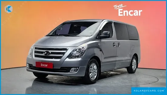 HYUNDAI STAREX 5-SEATER VAN