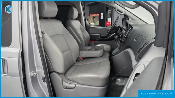 HYUNDAI STAREX 12-SEATER WAGON