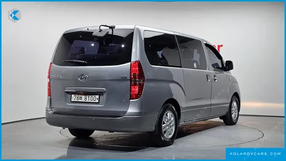HYUNDAI STAREX 11-SEATER WAGON