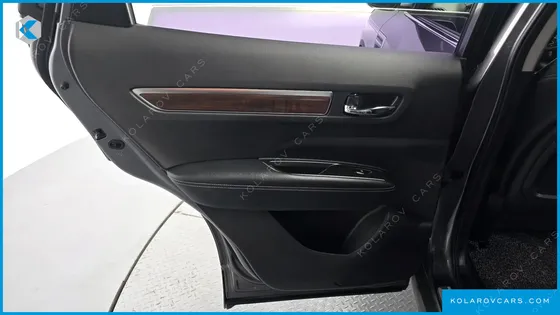 RENAULT KOREA SM6 2.0 LPE RE SIGNATURE 2WD