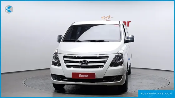 HYUNDAI STAREX 12-SEATER WAGON