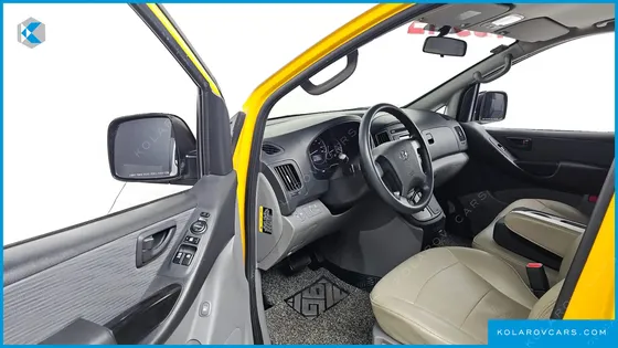 HYUNDAI STAREX 12-SEATER WAGON