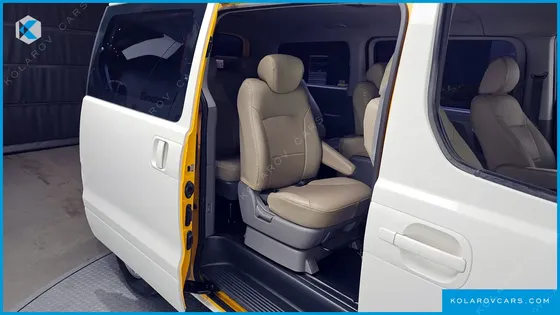 HYUNDAI STAREX 12-SEATER WAGON