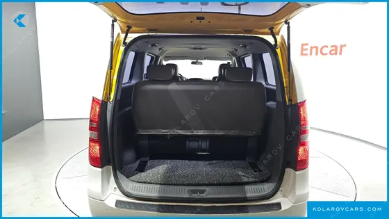 HYUNDAI STAREX 12-SEATER WAGON
