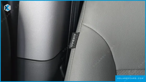 HYUNDAI STAREX 3-SEATER VAN