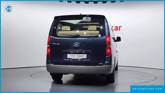 HYUNDAI STAREX 4WD 11-SEATER WAGON
