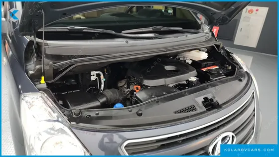 HYUNDAI STAREX 4WD 11-SEATER WAGON