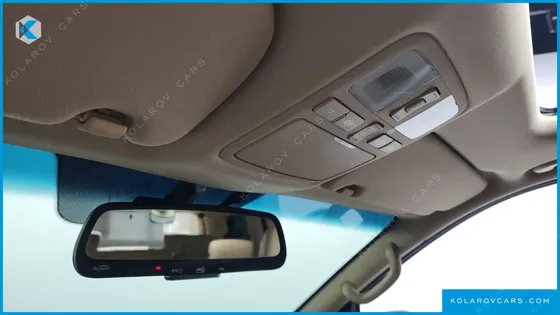HYUNDAI STAREX 4WD 11-SEATER WAGON