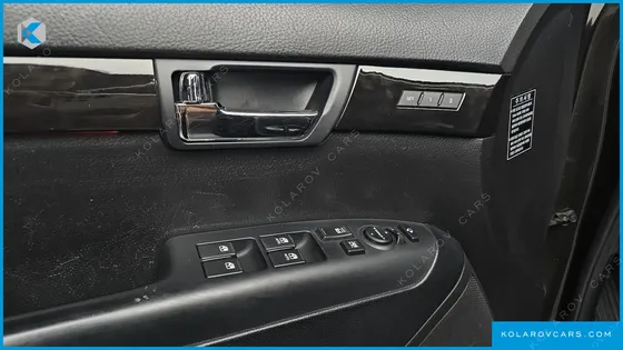 KIA MOHAVE 4WD KV 300