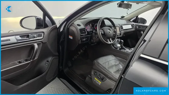 VOLKSWAGEN TOUAREG V6 3.0 TDI BLUEMOTION PREMIUM