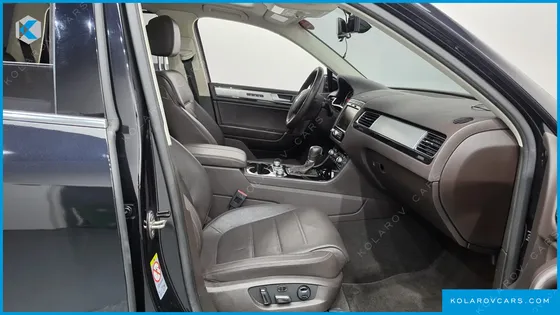 VOLKSWAGEN TOUAREG V6 3.0 TDI BLUEMOTION PREMIUM