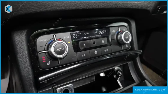 VOLKSWAGEN TOUAREG V6 3.0 TDI BLUEMOTION
