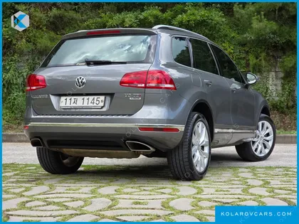 VOLKSWAGEN TOUAREG V6 3.0 TDI BLUEMOTION PREMIUM