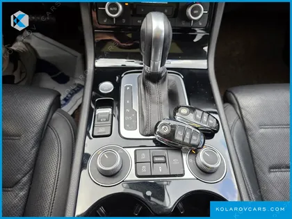 VOLKSWAGEN TOUAREG V6 3.0 TDI BLUEMOTION PREMIUM
