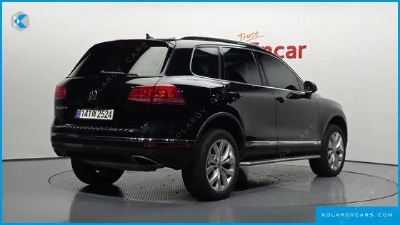 VOLKSWAGEN TOUAREG V6 3.0 TDI BLUEMOTION PREMIUM