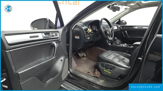 VOLKSWAGEN TOUAREG V6 3.0 TDI BLUEMOTION PREMIUM