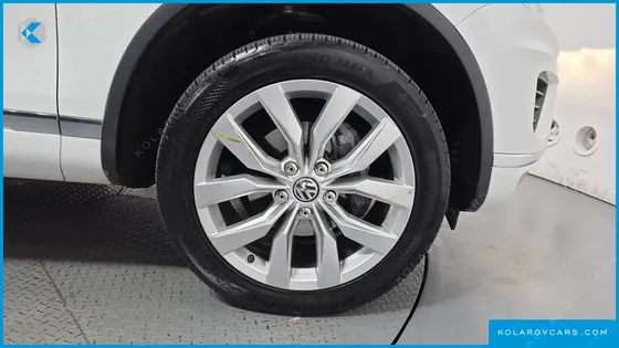 VOLKSWAGEN TOUAREG V6 3.0 TDI BLUEMOTION PREMIUM