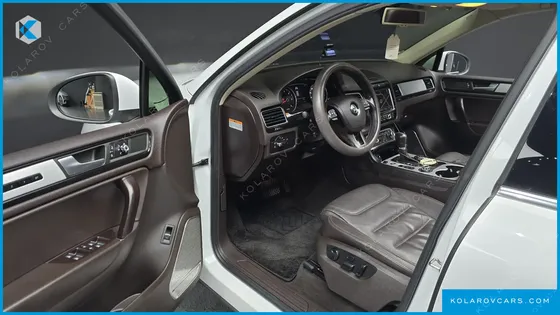 VOLKSWAGEN TOUAREG V6 3.0 TDI BLUEMOTION