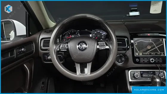 VOLKSWAGEN TOUAREG V6 3.0 TDI BLUEMOTION