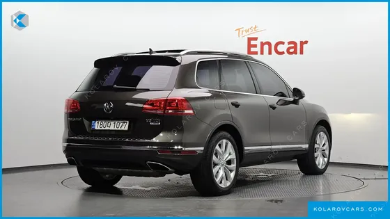 VOLKSWAGEN TOUAREG V6 3.0 TDI BLUEMOTION PREMIUM