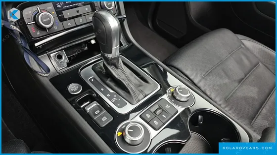 VOLKSWAGEN TOUAREG V6 3.0 TDI BLUEMOTION PREMIUM