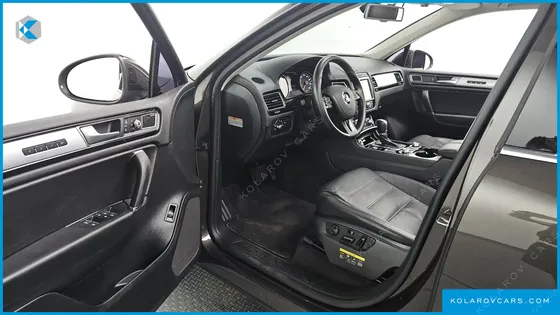 VOLKSWAGEN TOUAREG V6 3.0 TDI BLUEMOTION PREMIUM