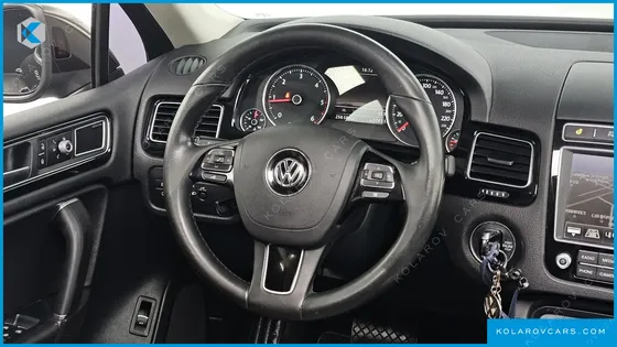 VOLKSWAGEN TOUAREG V6 3.0 TDI BLUEMOTION PREMIUM