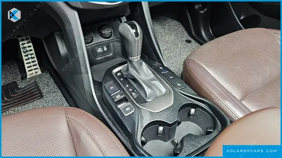 HYUNDAI MAXCRUISE GAS 3.3 2WD