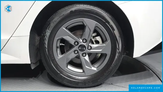 KIA K5 2.0 LPI(RENTER CAR)
