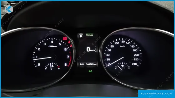 HYUNDAI MAXCRUISE GAS 3.3 4WD