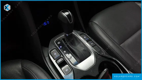 HYUNDAI MAXCRUISE GAS 3.3 4WD