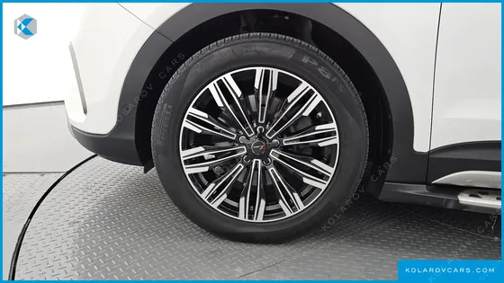 HYUNDAI MAXCRUISE GAS 3.3 4WD