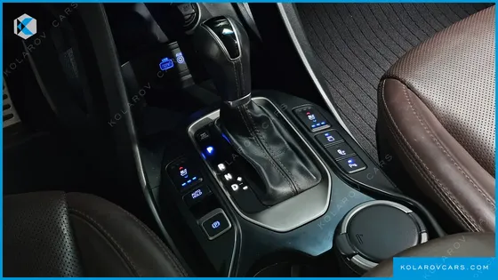 HYUNDAI MAXCRUISE GAS 3.3 4WD