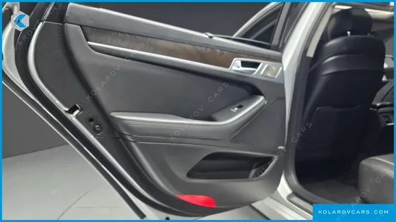HYUNDAI GENESIS G330 PREMIUM AWD