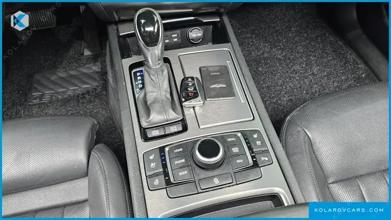 HYUNDAI GENESIS G330 PREMIUM AWD