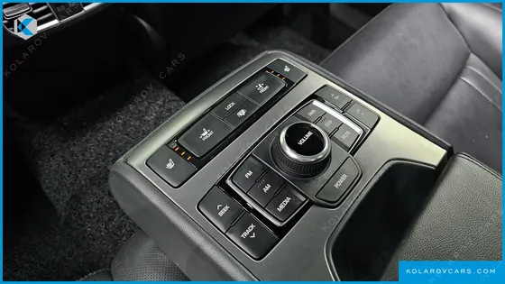 HYUNDAI GENESIS G330 PREMIUM AWD