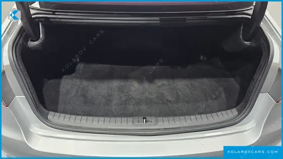HYUNDAI GENESIS G330 PREMIUM AWD