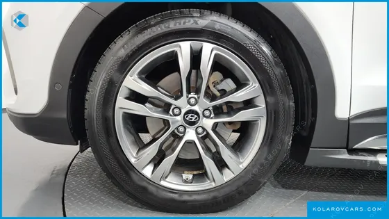 HYUNDAI MAXCRUISE GAS 3.3 4WD