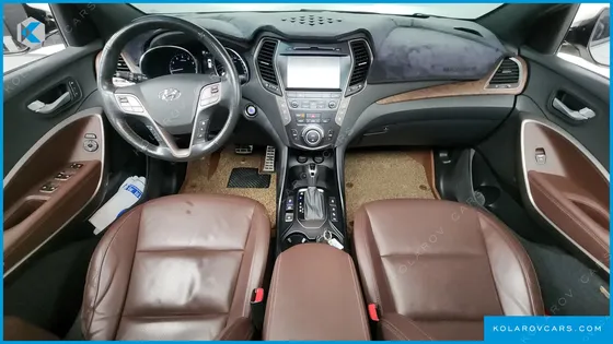 HYUNDAI MAXCRUISE GAS 3.3 4WD