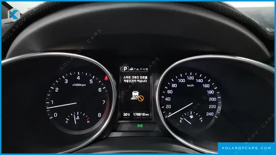 HYUNDAI MAXCRUISE GAS 3.3 4WD