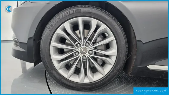 HYUNDAI GENESIS G330 MODERN AWD