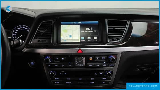 HYUNDAI GENESIS G330 MODERN AWD