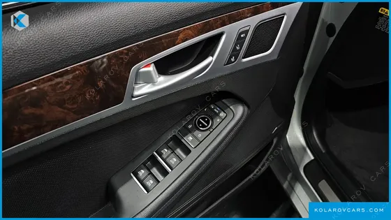 HYUNDAI GENESIS G330 PREMIUM AWD