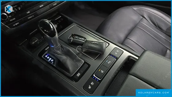 HYUNDAI GENESIS G330 MODERN