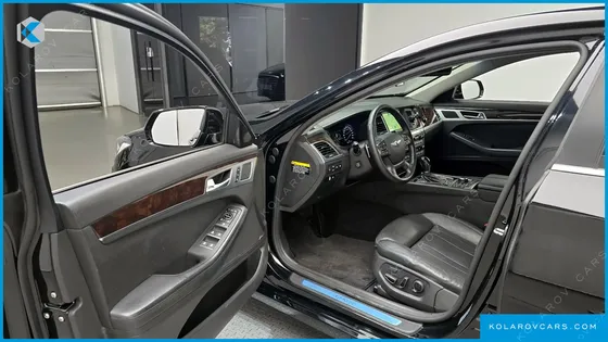 HYUNDAI GENESIS G330 PREMIUM AWD