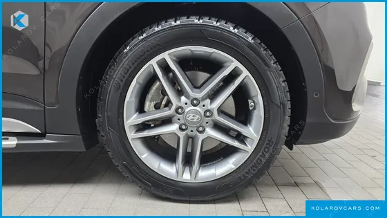 HYUNDAI MAXCRUISE GAS 3.3 2WD